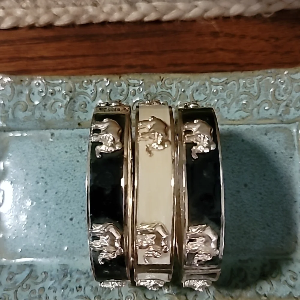 Elephant Bracelets - Picture 2 of 4